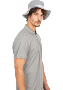 Chapeau à bords larges